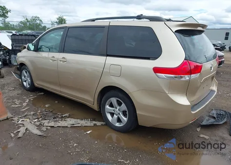2012 Toyota Sienna Le V6 7 Passenger Auto Access Seat/Le V6 8 Passenger from USA, damaged, VIN 5TDKK3DC5CS271534